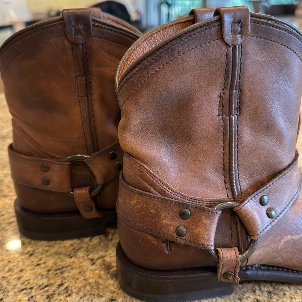 Frye Brown Leather Ankle Booties with Western Style - Picture 7 of 8